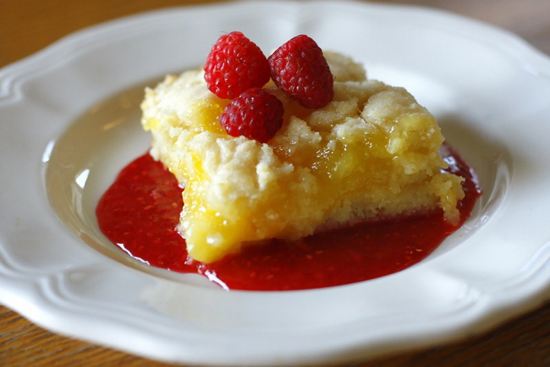 LemonCurdCakewithRaspberrySauce-1