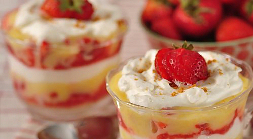 StrawberryLemonCurdTrifle-1